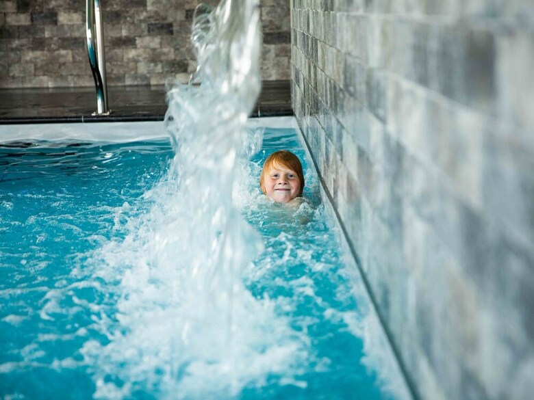 Comfortable Chalet With Wifi, In A Water-rich Area