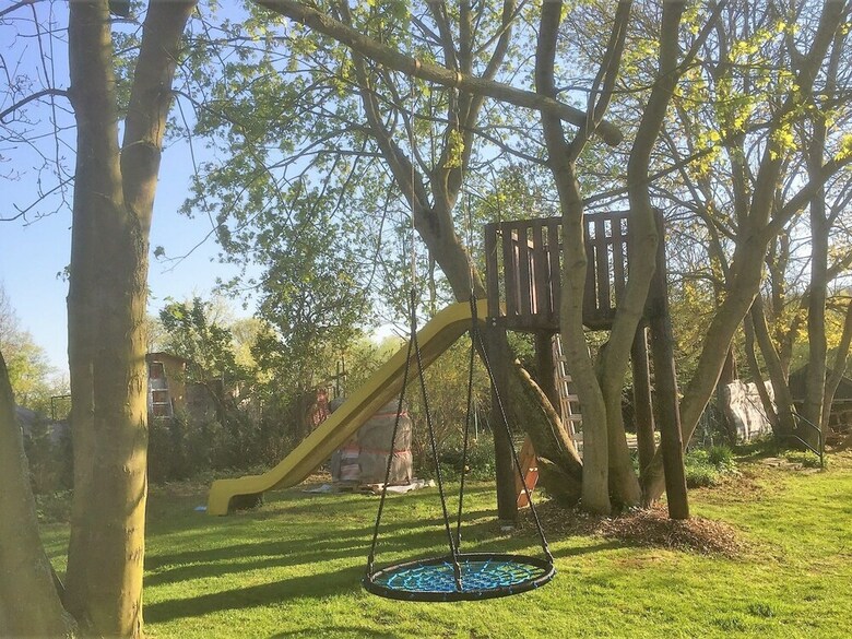 Luxurious Mansion In Grundshagen With Garden