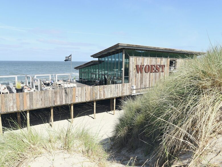 Comfortable Tent Lodge In Callantsoog With Garden