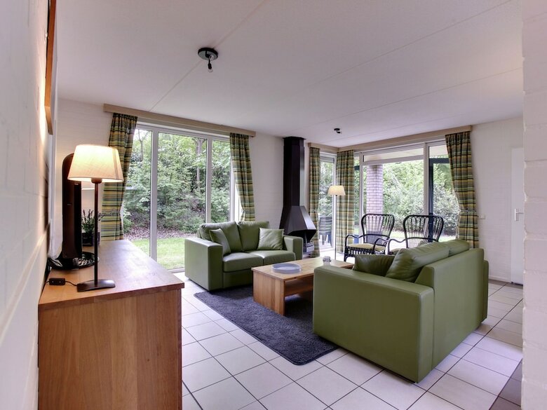 Cozy Holiday Home With A Fireplace, Near Zwolle