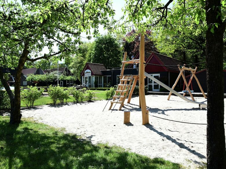 Cozy Holiday Home With A Fireplace, Near Zwolle