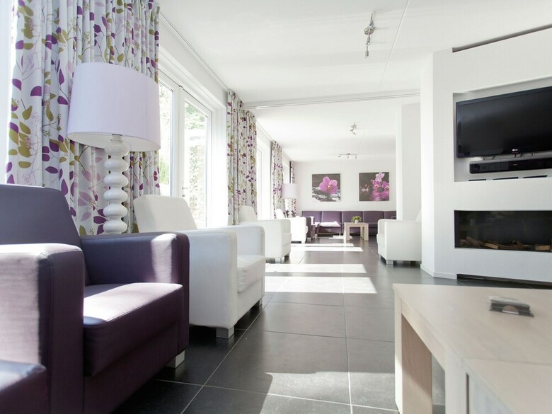 Luxurious Villa With Ten Bathrooms, In Green Surroundings