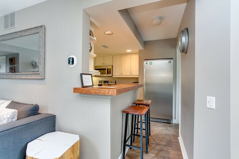 Hotel Sierra Lane Condos