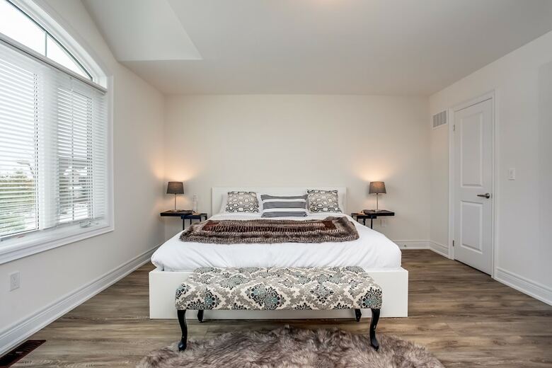 Cabana Historic Snowbridge House