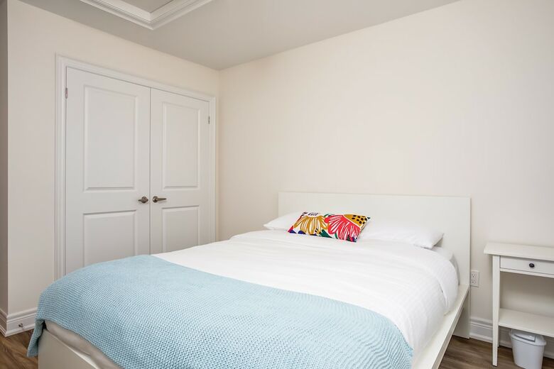 Cabana Historic Snowbridge House