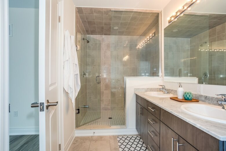 Cabana Historic Snowbridge House