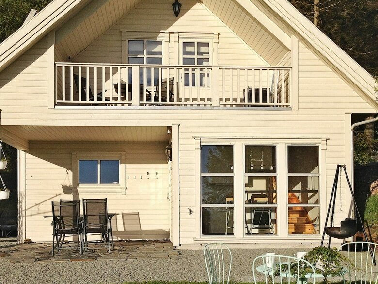 4 Star Holiday Home In Tau