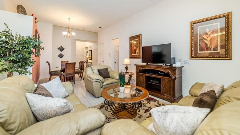 Villa 7758 Tosteth Street