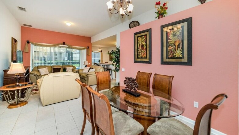 Villa 7758 Tosteth Street