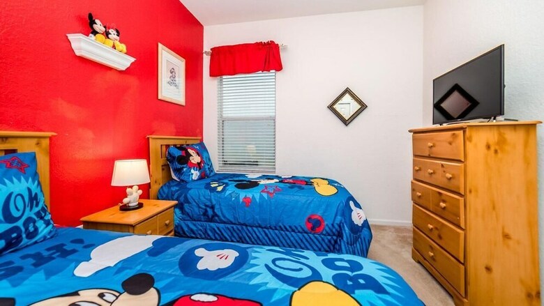 Villa 7758 Tosteth Street