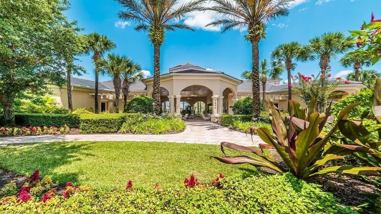 Villa 7758 Tosteth Street