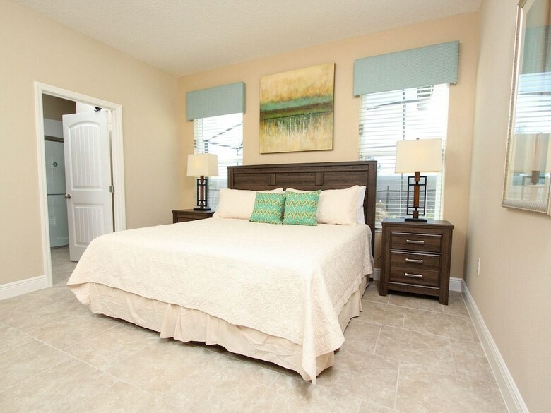 4308 Acorn Court