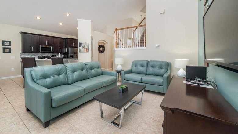 Villa 8176 Fan Palm Way