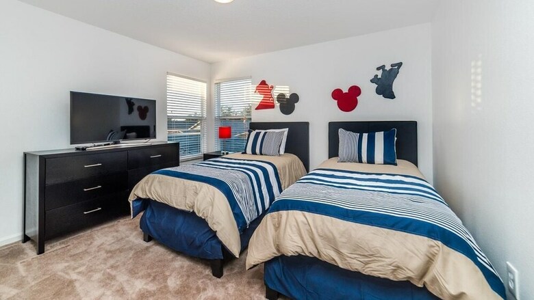 Villa 8176 Fan Palm Way
