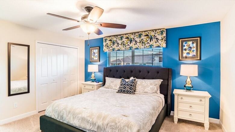 Villa 4805 Brier Rose Lane