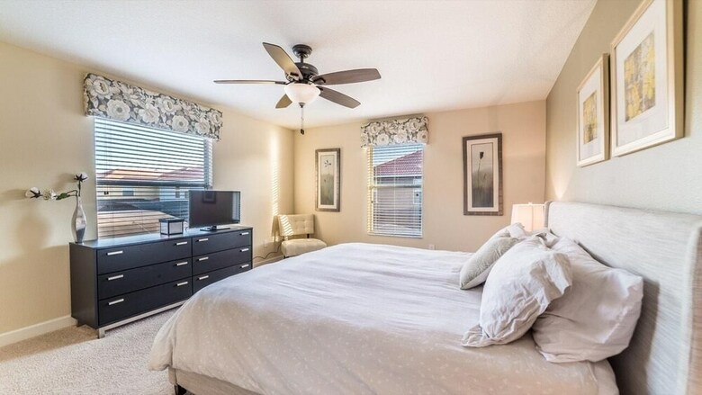 8974 Bismarck Palm Road