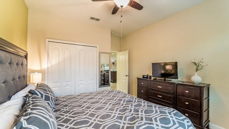 8974 Bismarck Palm Road