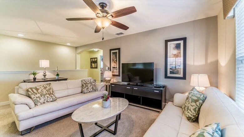 8974 Bismarck Palm Road
