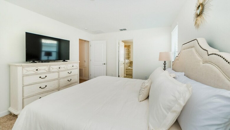 1554 Moon Valley Drive