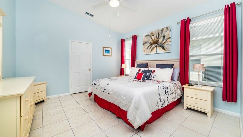 Hostal 2233 Wyndham Palms Way