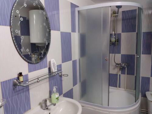 Hostal Pensiunea Lili Novaci