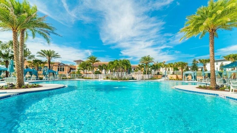 Apartamento 1531 Carey Palm Circle