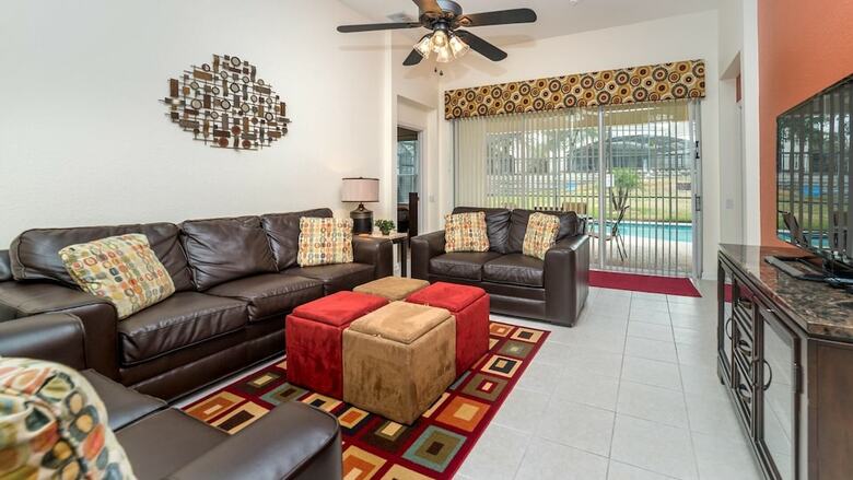 Villa 2624 Daulby Street