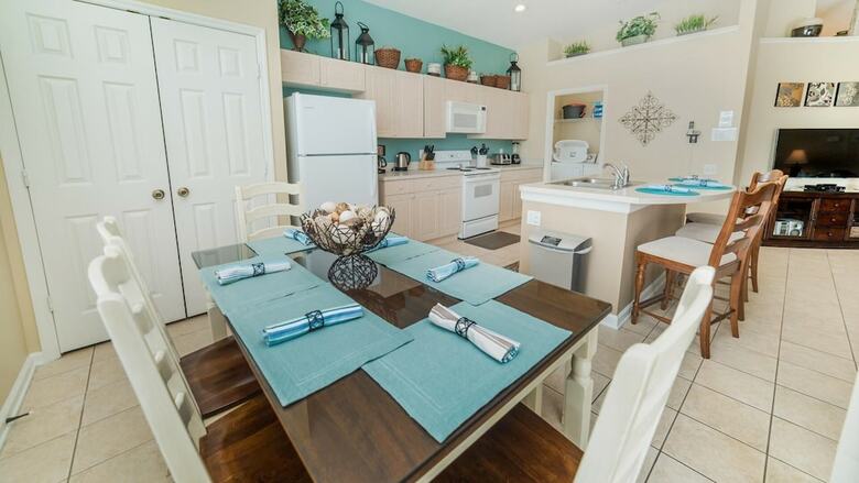 8137 Sun Palm Drive