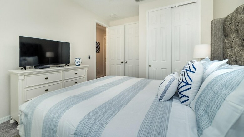 1712 Caribbean View Terrace