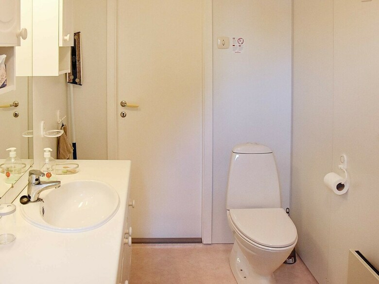 10 Person Holiday Home In Eidsv�g