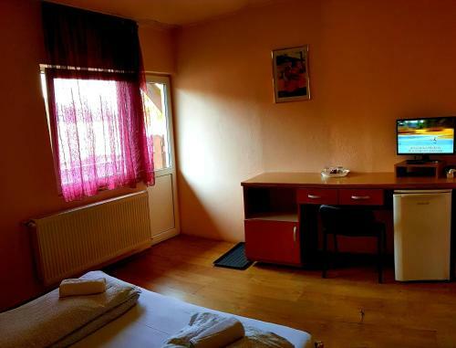Hostal Vila Maya
