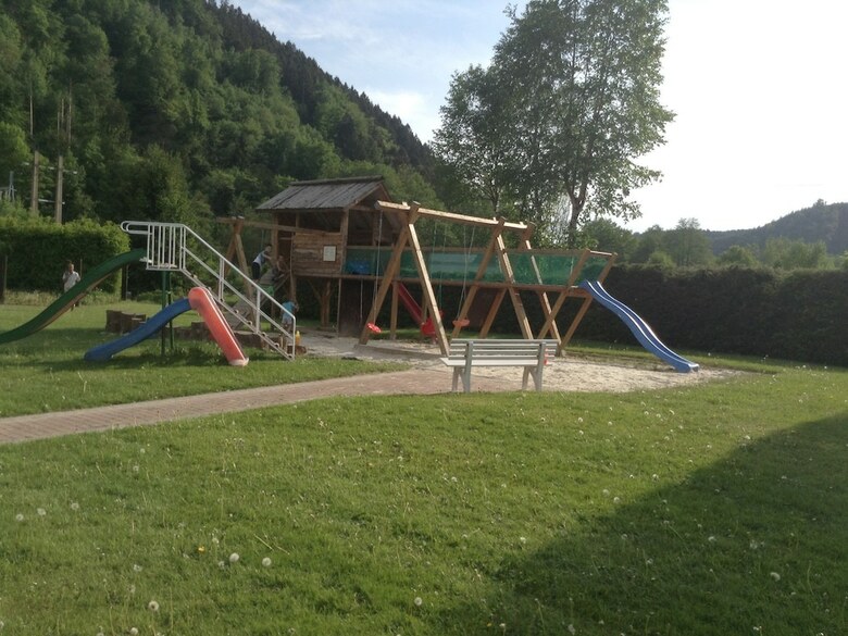 Cozy Holiday Home With Fire Place Close To Malm�dy