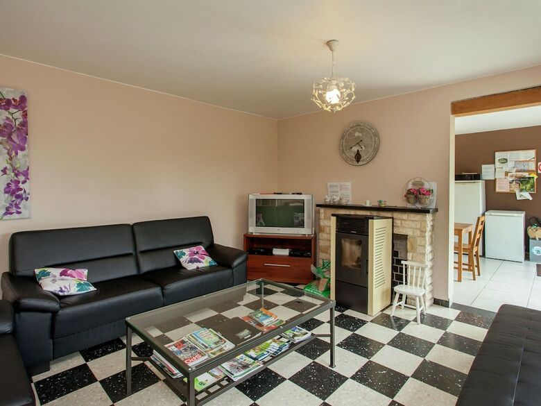 Plush Holiday Home In Nassogne With Private Garden