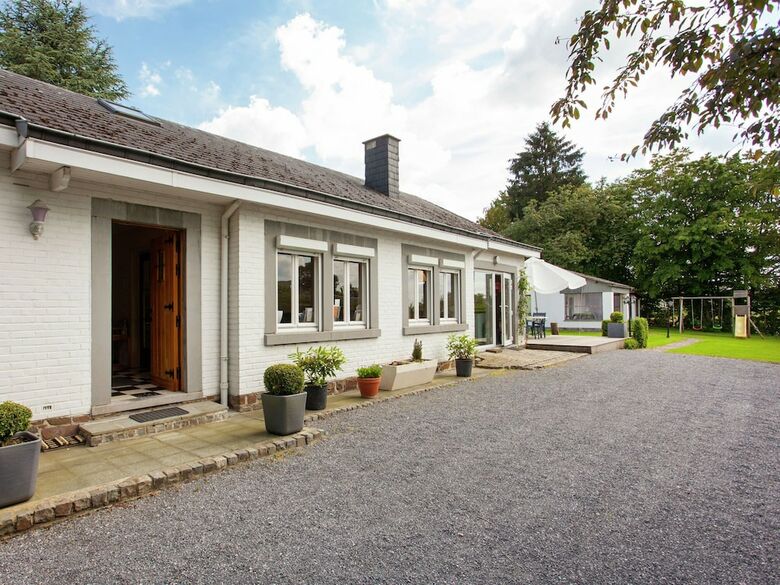 Plush Holiday Home In Nassogne With Private Garden