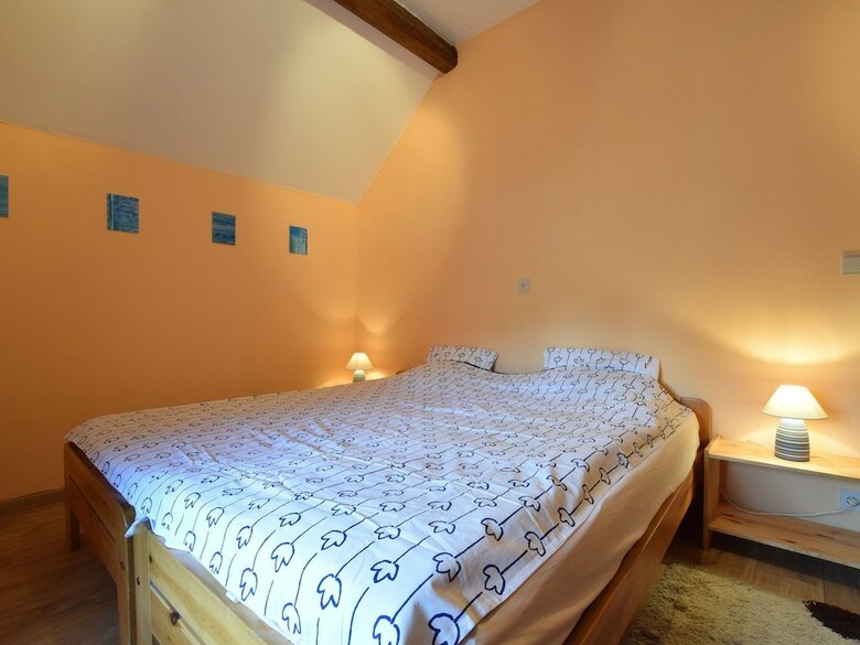 Rustic Holiday Home In Septon With Private Garden