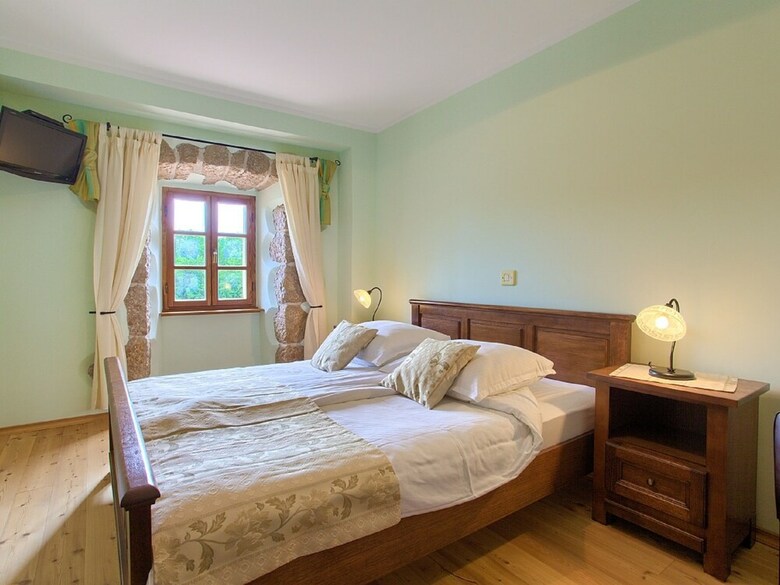 Attractive Villa In Kras With Swimming Pool