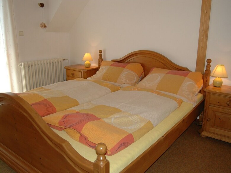Comfortable, Spacious Villa With Landscaped Garden And Large Terrace