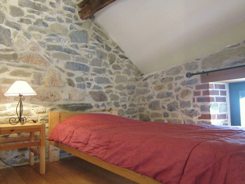 Lively Holiday Home In Viroinvlal With Garden
