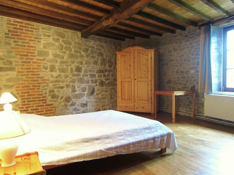 Lively Holiday Home In Viroinvlal With Garden