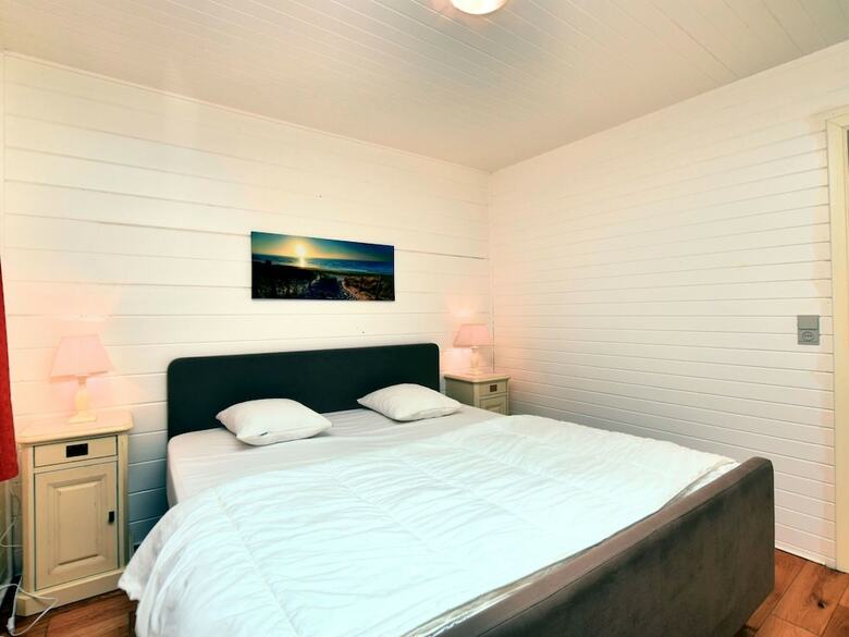 Tranquil Chalet With Sauna In Beauraing