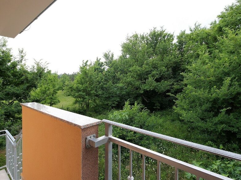 Picturesque Apartment In ?ilo With Balcony