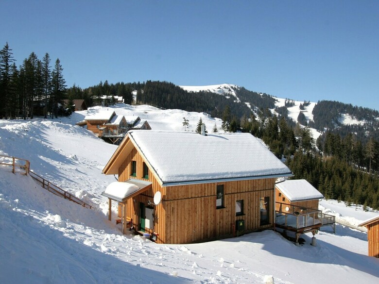 Cozy Chalet With Near Ski Area In Klippitzt�rl
