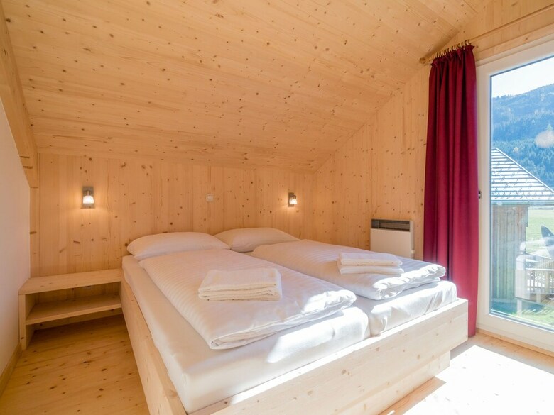 Luxurious Chalet In Murau With Sauna Near Lake