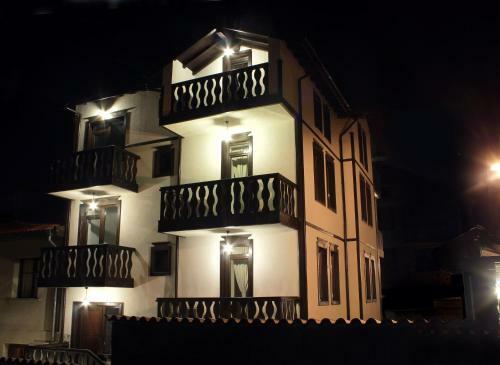 Hostal Topalovi Guest House