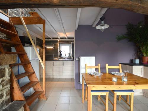 Lodge Holiday Home Tout Petit Gite Laval Ferrieres