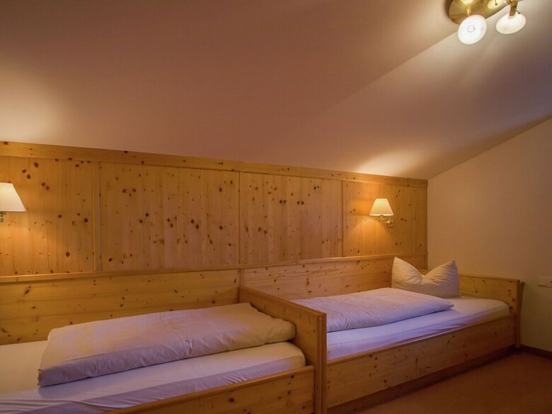 Refreshing Holiday Home With Balcony, Ski Storage, Garden