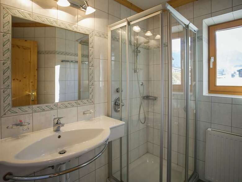 Refreshing Holiday Home With Balcony, Ski Storage, Garden