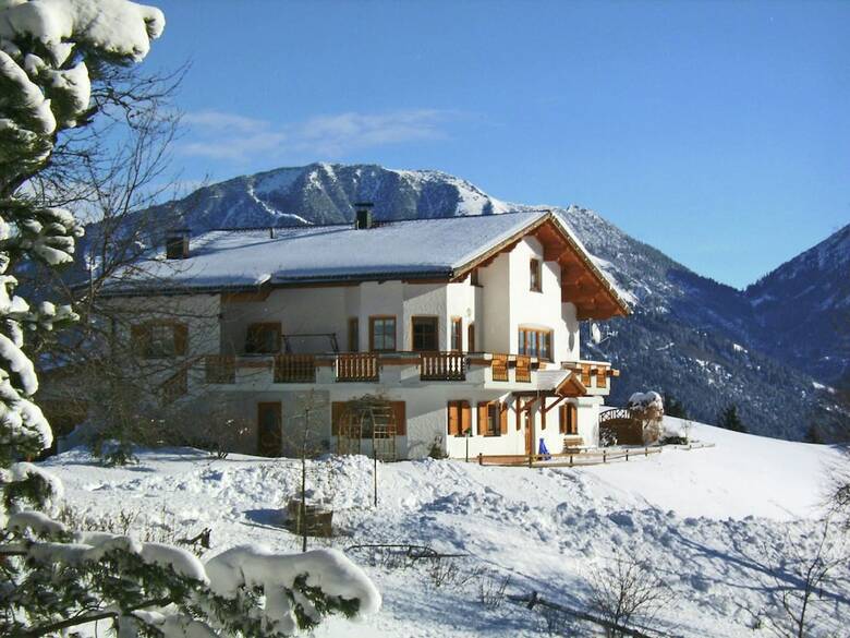 Spacious Apartment With Garden In B�rserberg