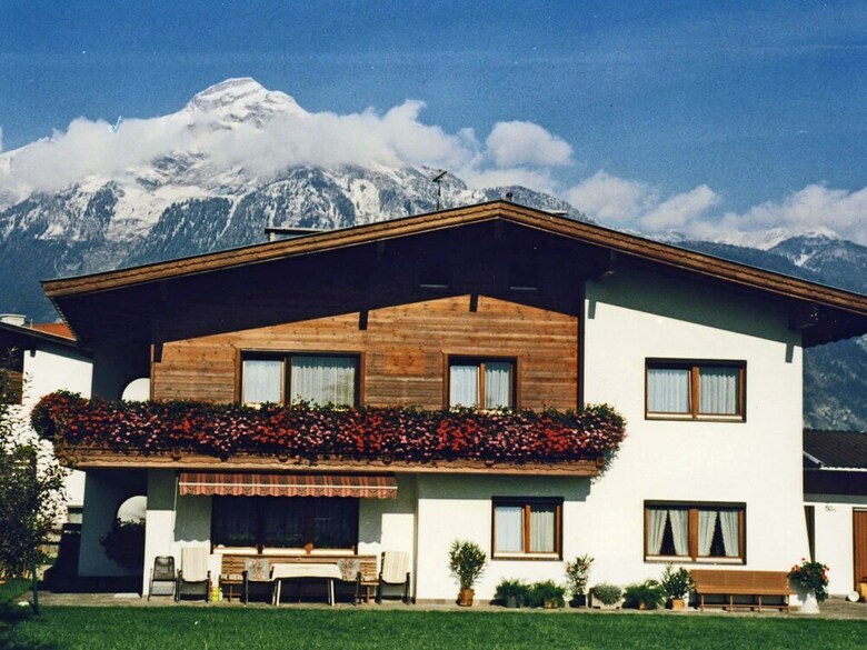 Contemporary Hillside Holiday Home In Schlitters
