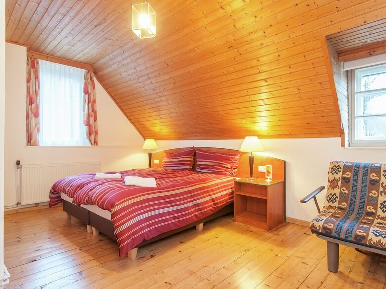 Huge Cottage In Hermagor-pressegger See With Swimming Pool